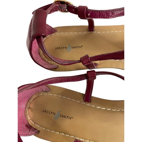 Size 8 Jaclyn Smith Womens Flat Sandals Rosette Belle Raspberry Color - Picture 6 of 9